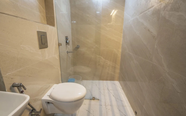 Royal Comfort Castle By OYO Rooms