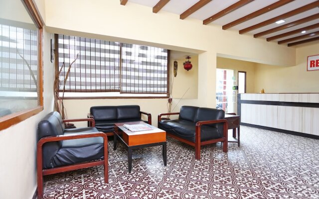 OYO Flagship 2207 Hotel Transit