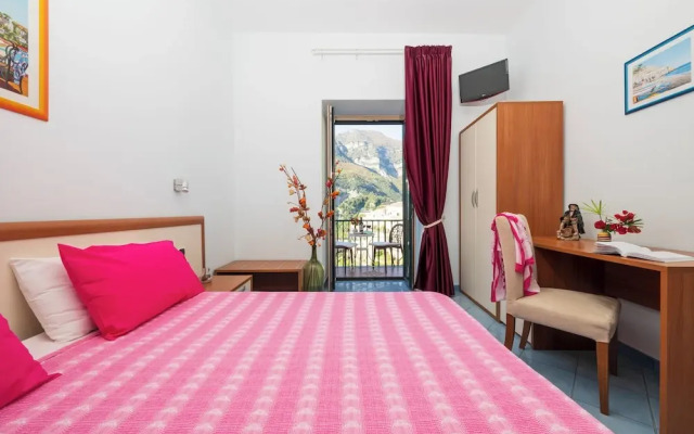 Dint' a Torre Bed & Breakfast