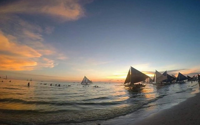 Crimson Resort & Spa Boracay