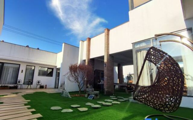 YeeMoo Guesthouse