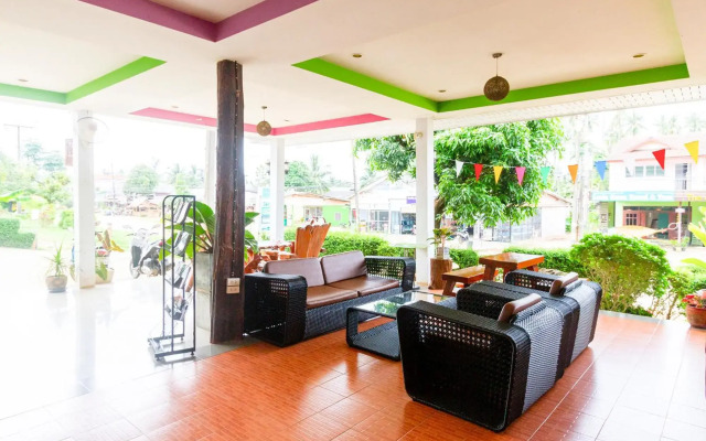 Lanta Lapaya Resort