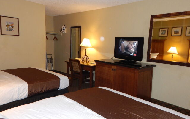 Ocotillo Apartments & Hotel