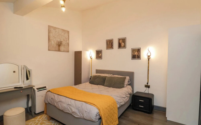 The Cloud Apartment 1
