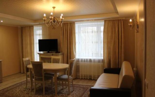 Yunost Hotel