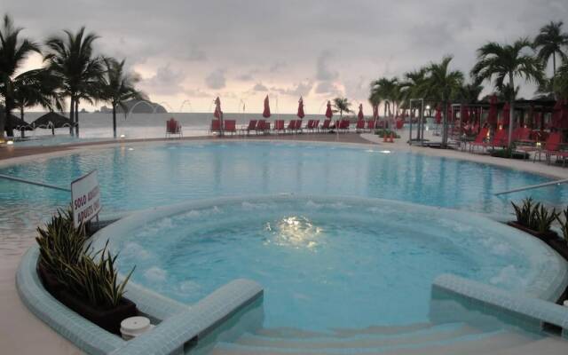 Bay View Grand Marina 3BR