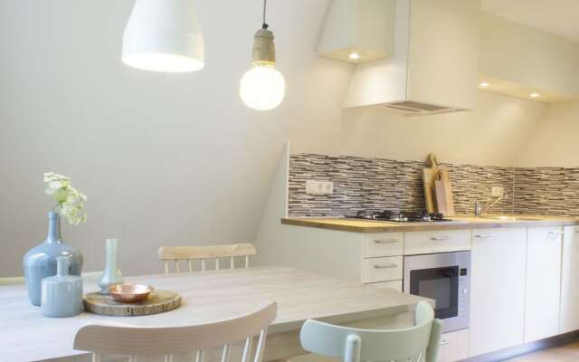 Restyled Bungalow With Dishwasher, Located on De Veluwe
