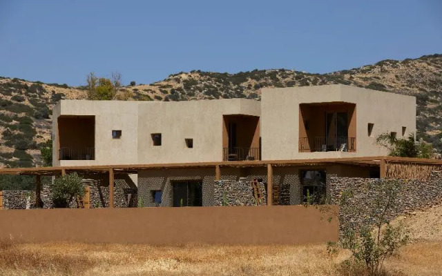 Adama - By Zalo Spaces (Adults Only)