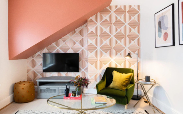 The Kilburn Escape - Modern & Bright 1bdr Apartment With Balcony