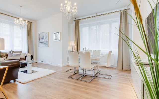 Wenceslas Square Royal Two Bedroom Apartment