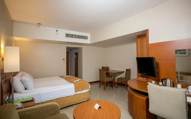Holiday Inn Istanbul City by IHG