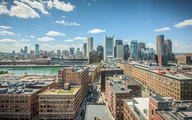 Global Luxury Suites at Seaport