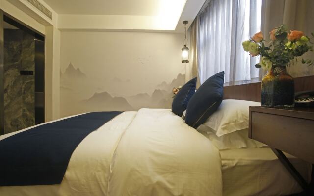 South Mountain Boutique Hotel