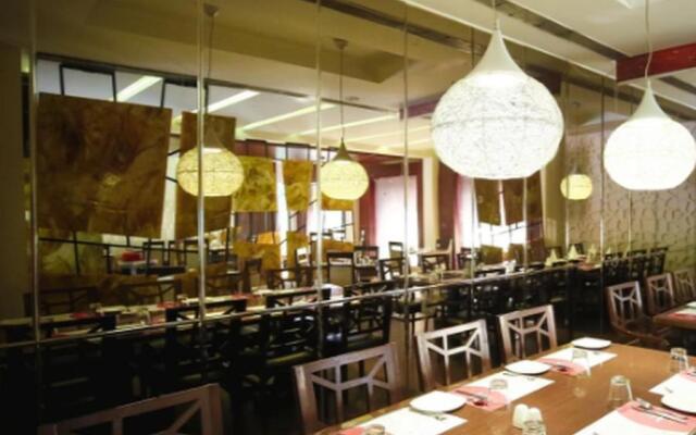 Regency Square Hotel