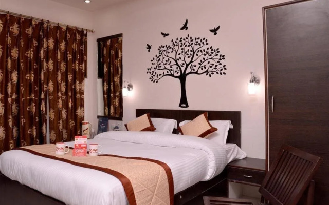 Hotel Meera Inn