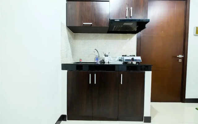 1BR Sky Terrace Lagoon Condo Apartment near Daan Mogot Mall