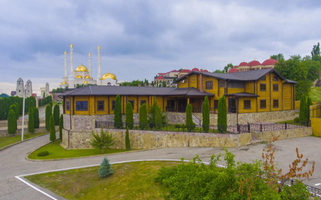 Villa Benoy Travel