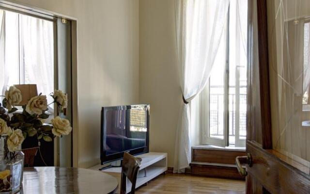 Cola Di Rienzo Halldis Apartment