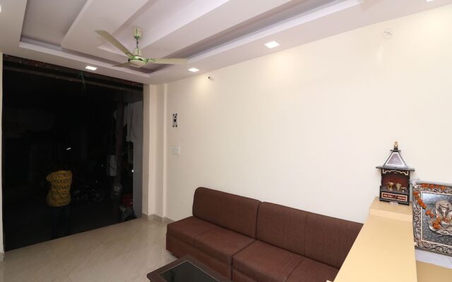 OYO 14825 Hotel Siddheshwar
