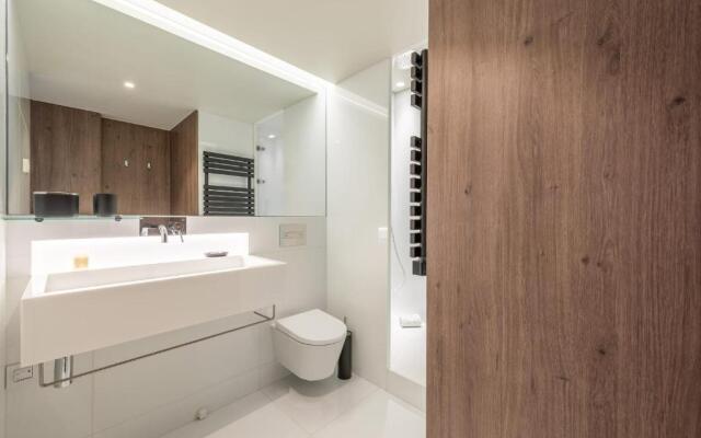 GuestReady - Midcentury Studio with Balcony in Santos 501
