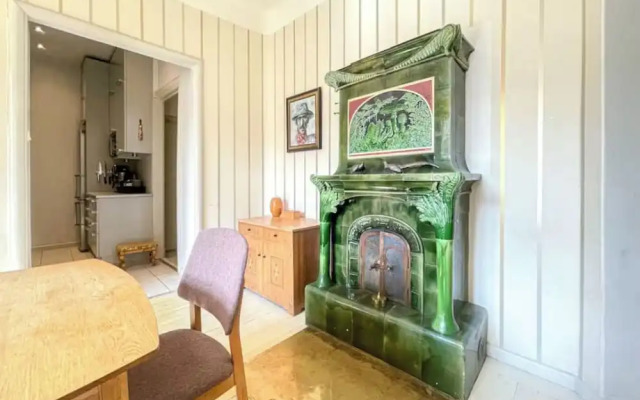 5 Room Apartment by the Esplanade Park