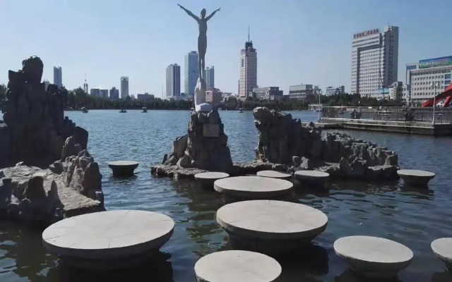 7 Days Premium·Dezhou College South Gate