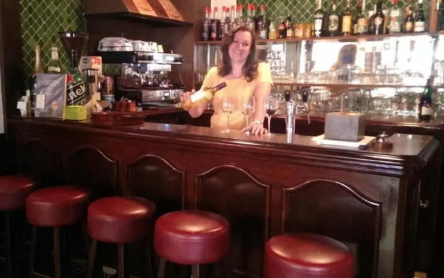 Logis Hôtel de la Paix