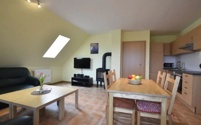 Idyllisches Ferienhaus mit Ueberdachter Terrasse