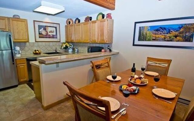 Riverside Condos