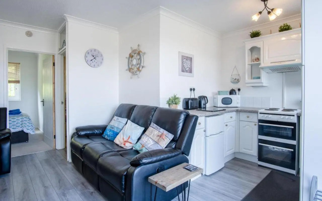 Bayview 32 - 2 Bedroom Chalet - Bayview Oxwich