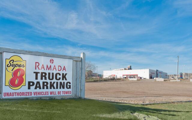 SureStay Plus Hotel by Best Western Drumheller