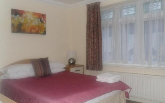 Montrose Guest House