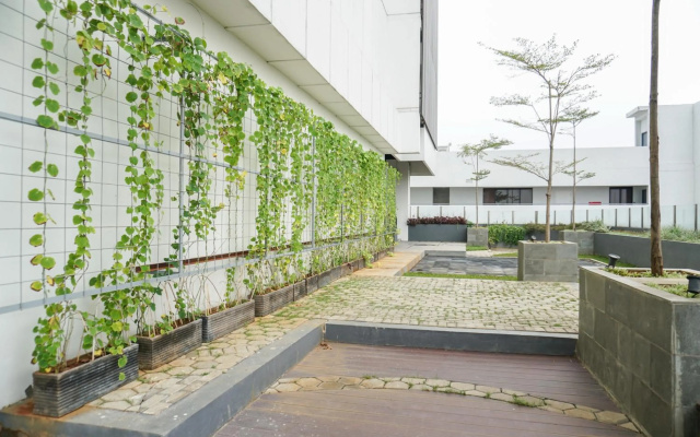 Comfy and Minimalist Studio Kebayoran Icon Apartment – Outside – Jakarta