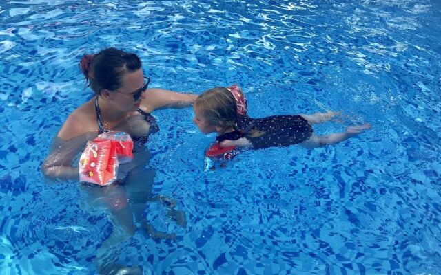 Tam Coc Holiday Hotel & Villa