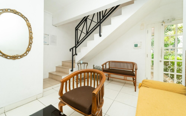 KoolKost Female Syariah near RS. Bhayangkara Pondok Pinang