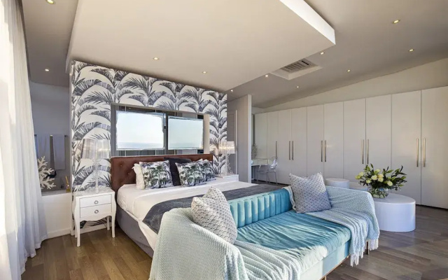 Dolphin Coast YOLO Spaces – Beach House Villa