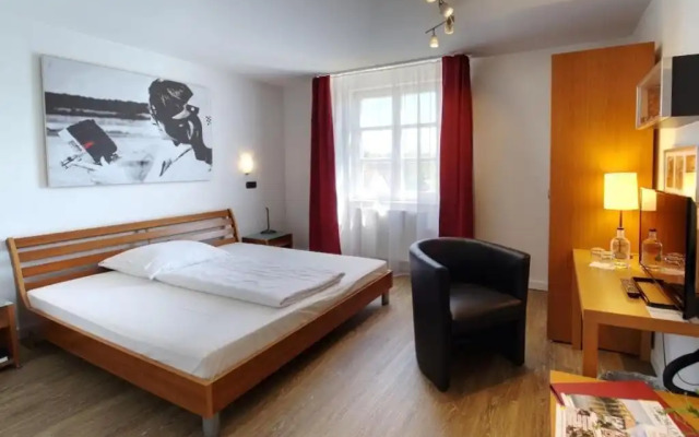 Reinhardts Garni Automobilia Hotel