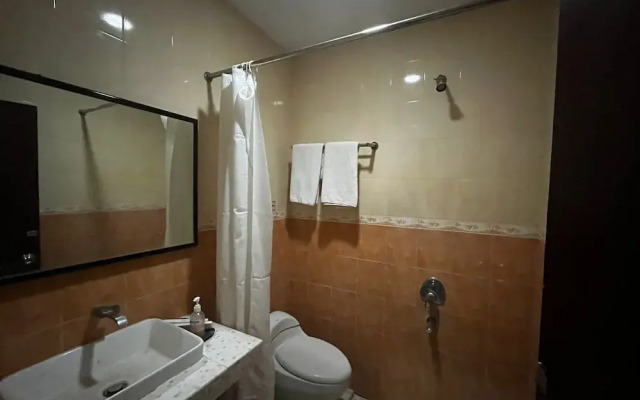 OYO 94442 Jebres Inn