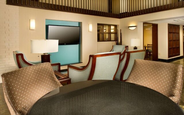 Hotel Lotus Kansas City Stadium