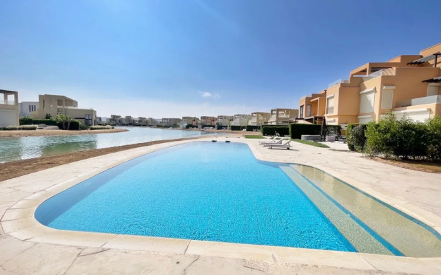 Xuru Stays I Homey 3 BDR Townhouse @ Tawila El Gouna