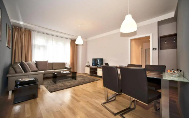 Krocinova Apartment
