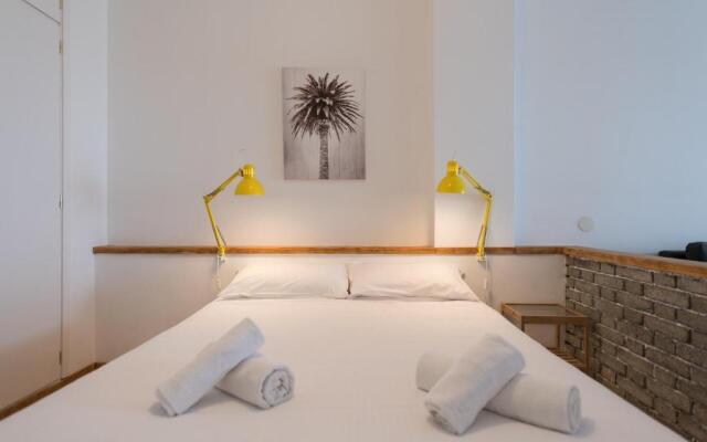 Yellow Sun Marine I By CanariasGetaway