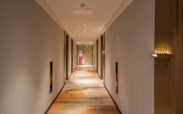 Fengkai Riverside Hotel