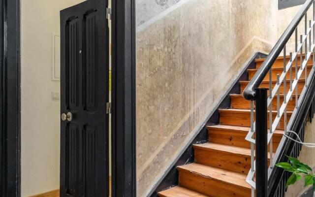 Gorgeous Apartment With Terrace in Belém