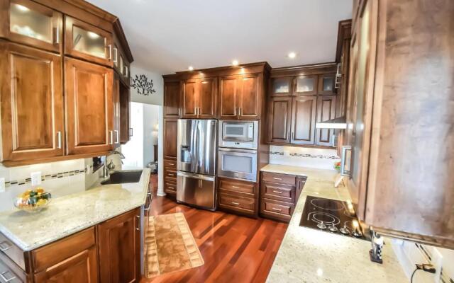Graystone Bed and Breakfast