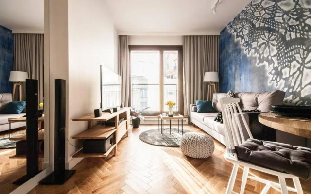 oompH Warsaw Central STREET ART Apartments