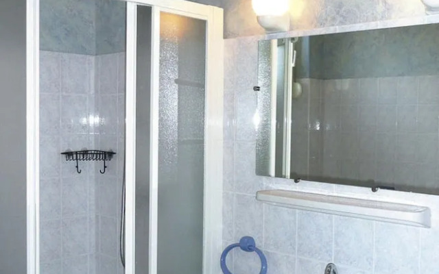 Nice Holiday Home Near the Beach