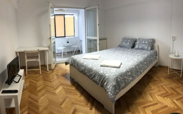 Mil Pasos Penthouse Hostel