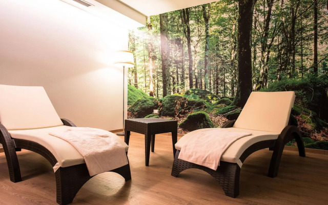 Golden Park Resort