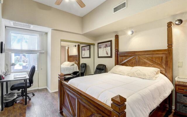 2BR Scottsdale Kierland Unit